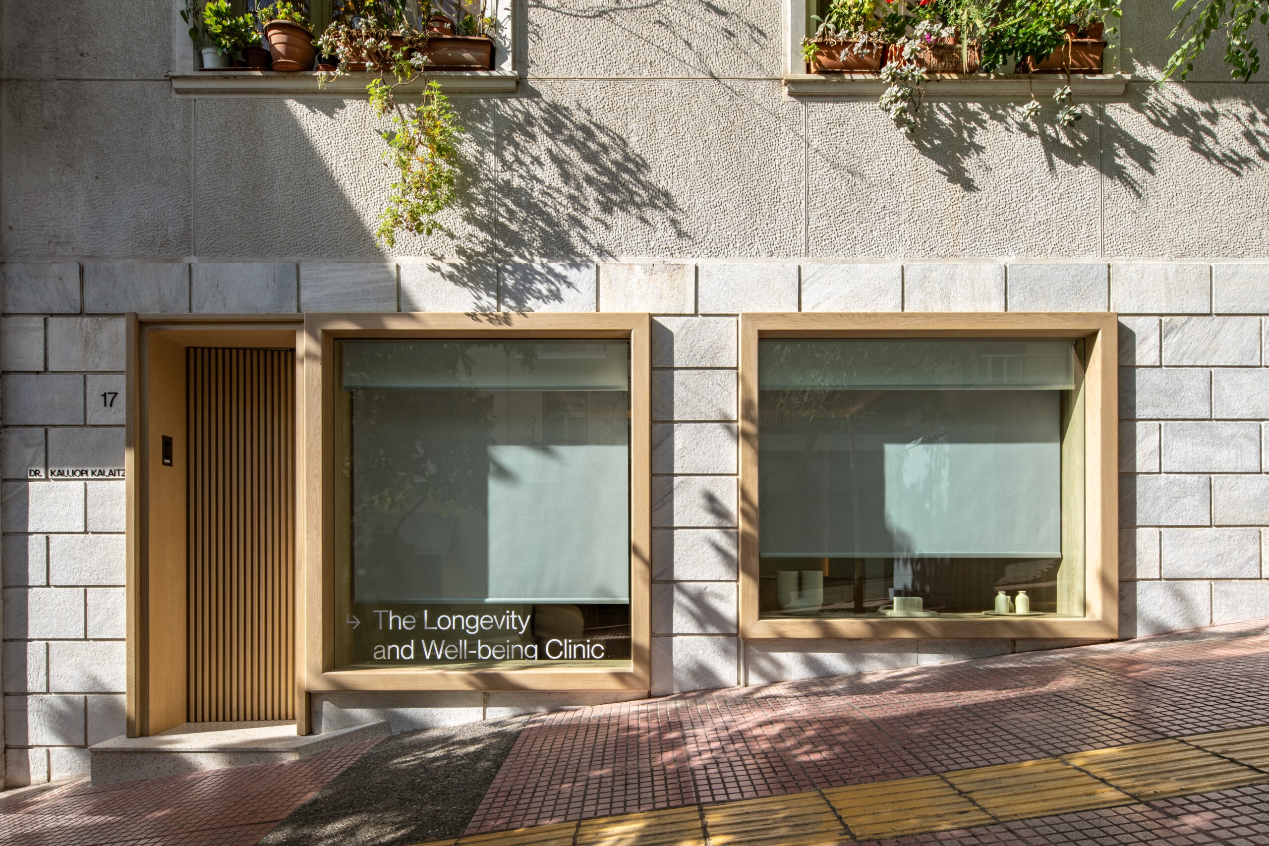 PLOUTARCHOU LONGEVITY & WELLBEING CLINIC